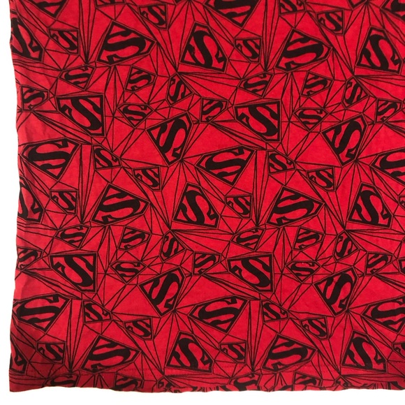 Superman Short Sleeve Tee Mens size Medium Red and Black Color - Picture 2 of 11